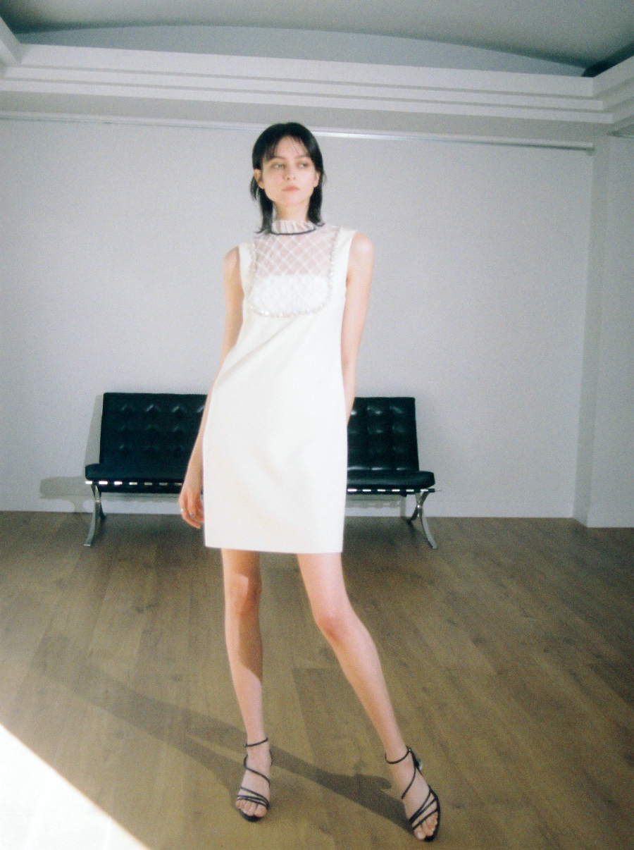 モデル画像801