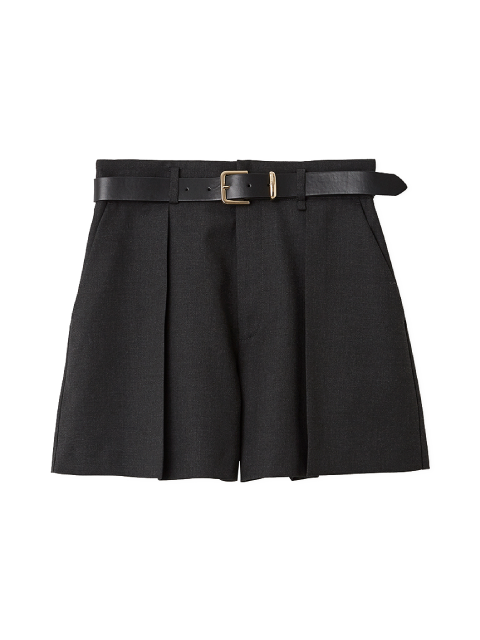 ブラックショートパンツ