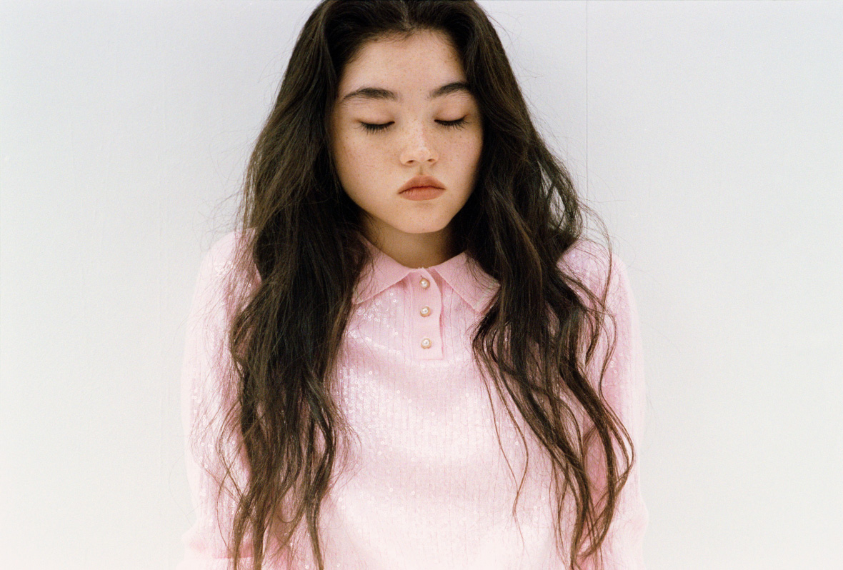 同コーディネートのバストアップ写真