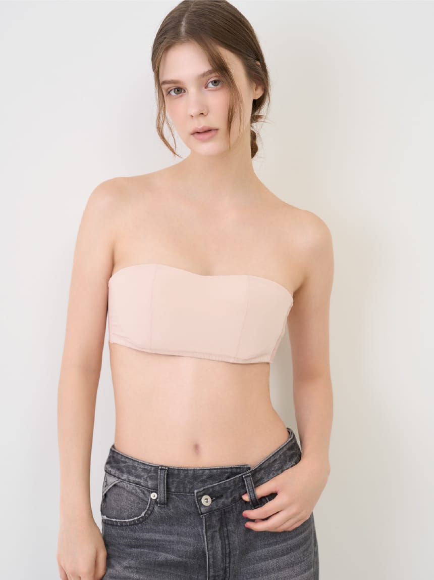 パールベージュのブラ