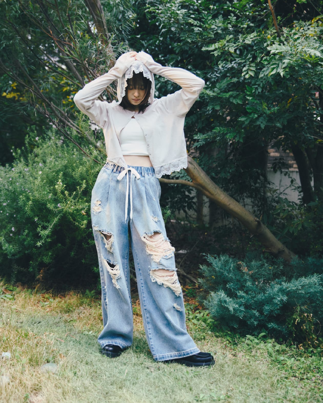 UVプロテクト 接触冷感 Cardigan Inner Pants Bootsを着用したモデル