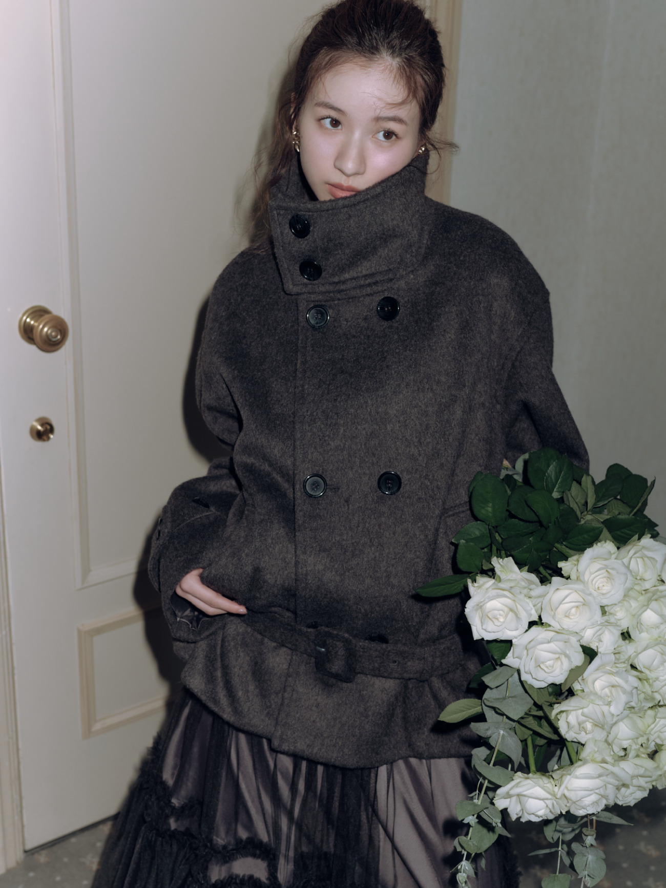 low-waist coat の着用カット 1枚目