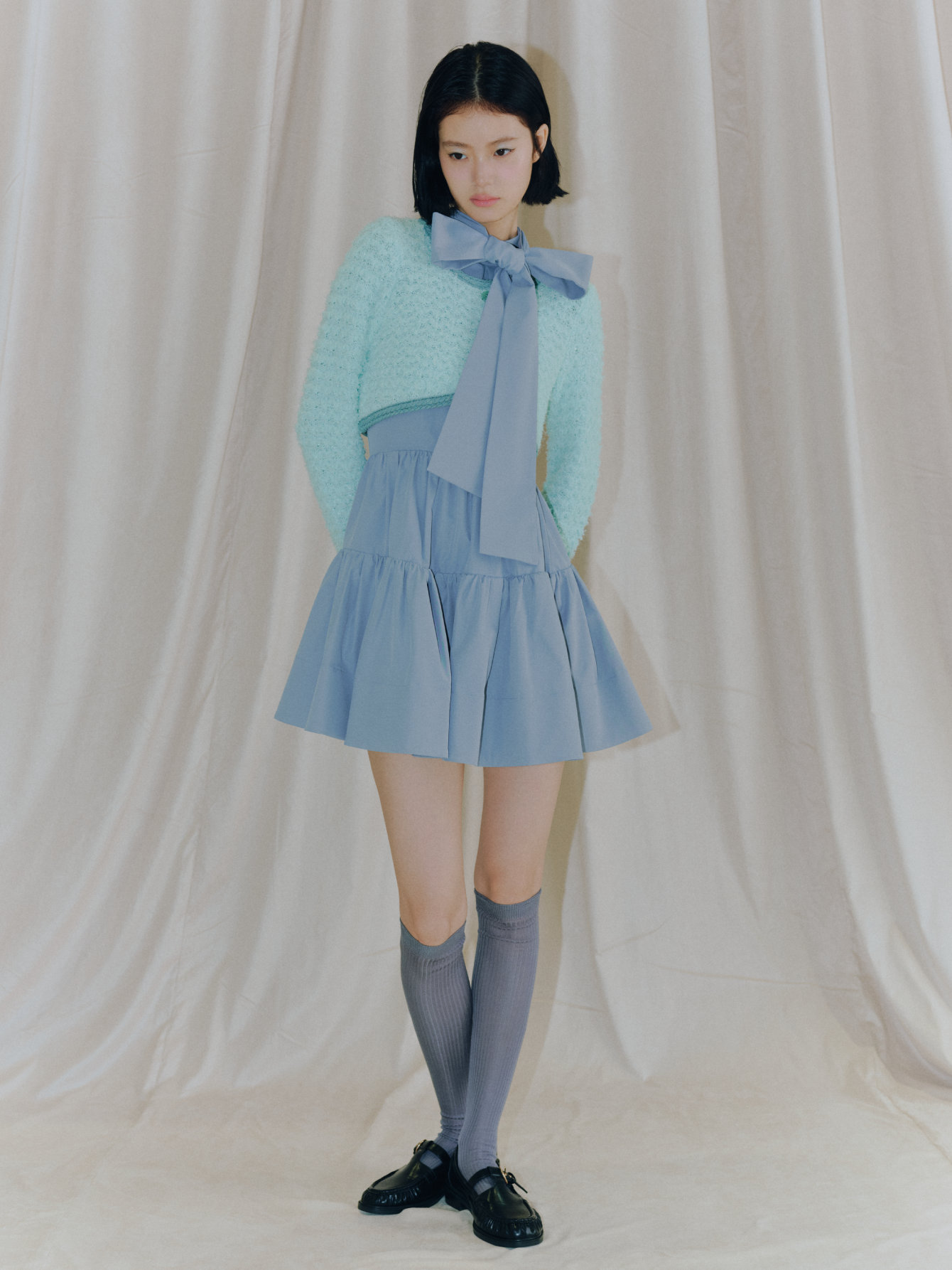 Cardigan & Dress Set ブルーの着用カット