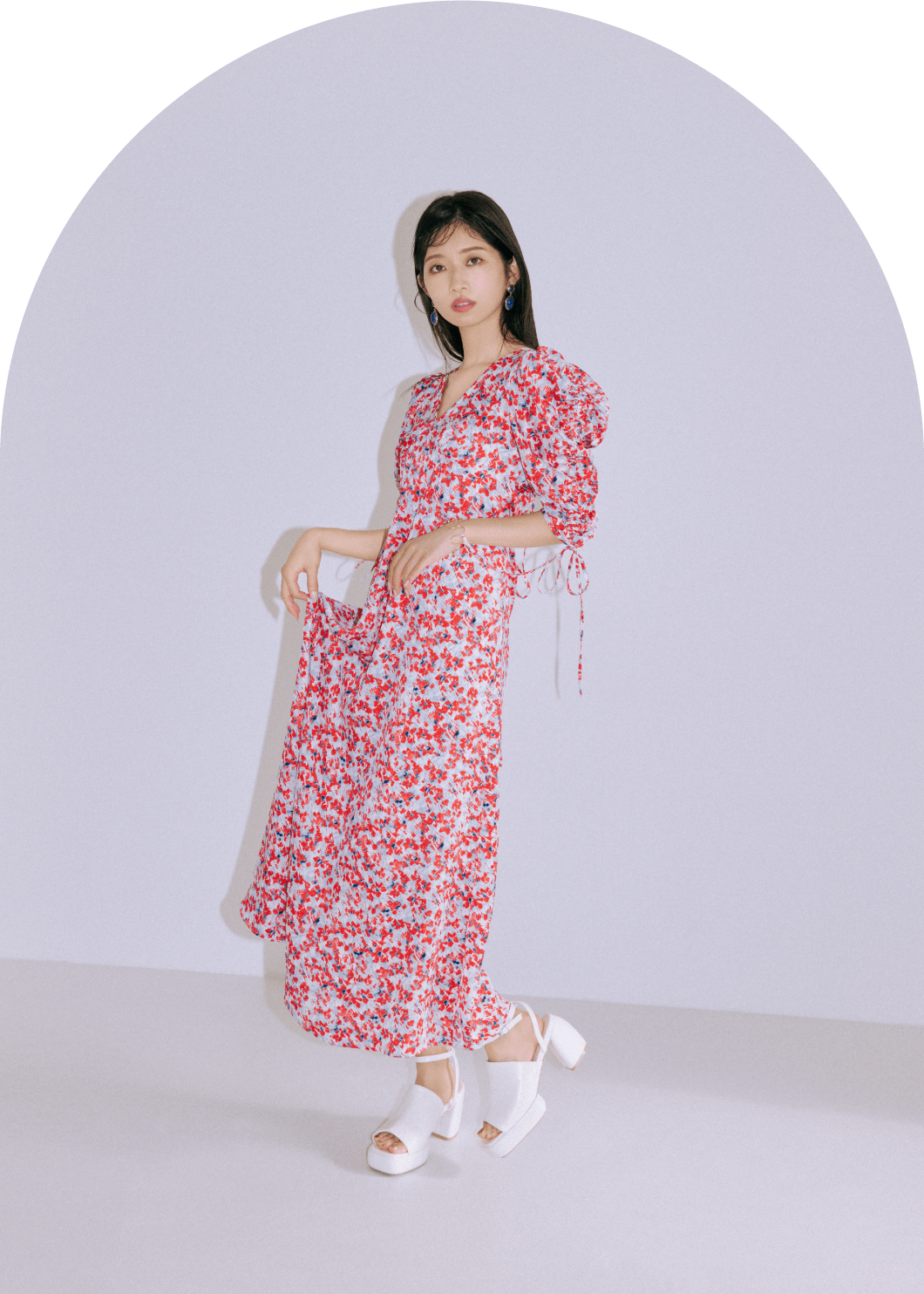 新品タグ付き　LILY BROWN リリーブラウン　ワンピース 新品未使用タグ付き LILY BROWN / リリーブラウン レース切替
