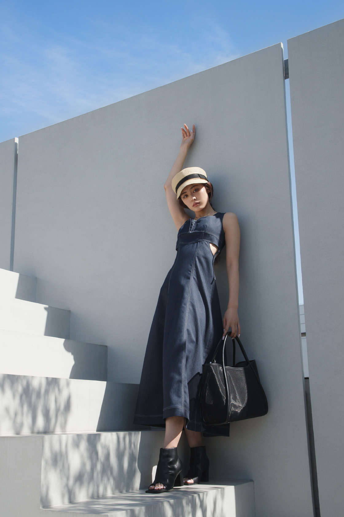 2023 SPRING COLLECTION LOOK BOOK “Saucy Classic” | LILY