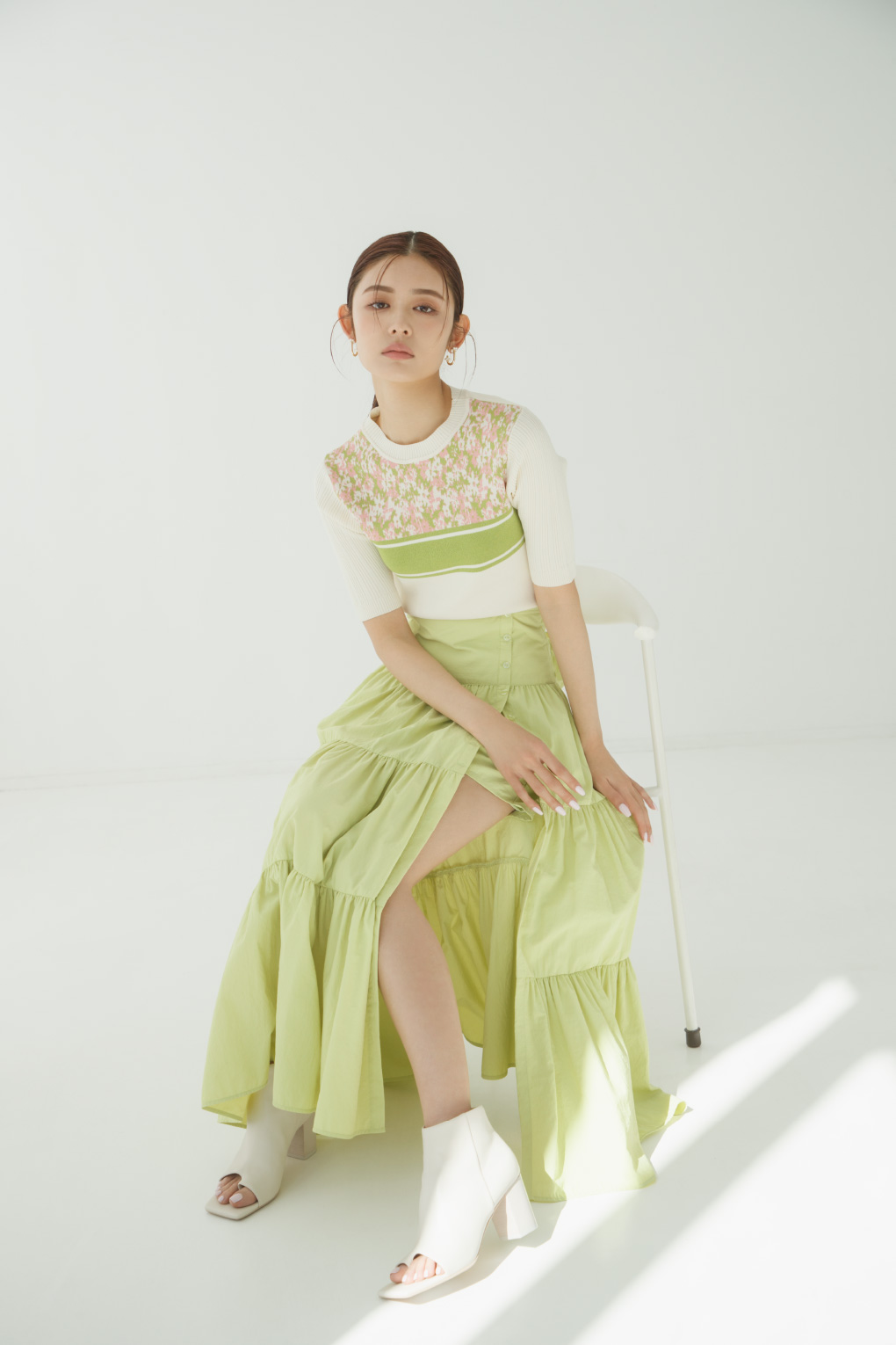 2023 SPRING COLLECTION LOOK BOOK “Saucy Classic” | LILY