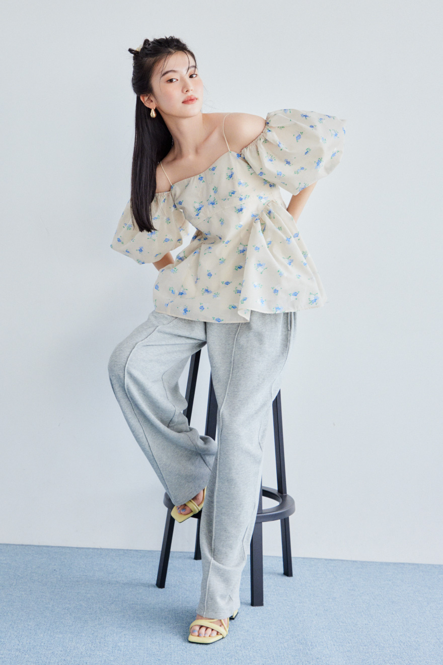 2025 SPRING COLLECTION LOOK BOOK