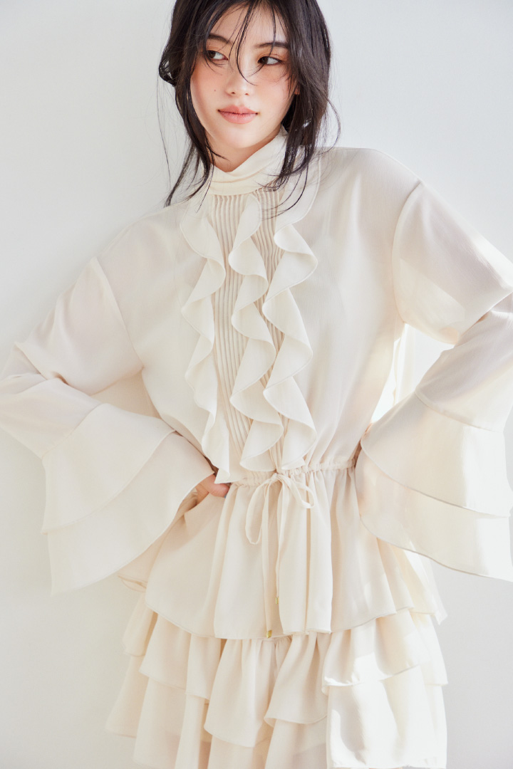 2025 SPRING COLLECTION LOOK BOOK