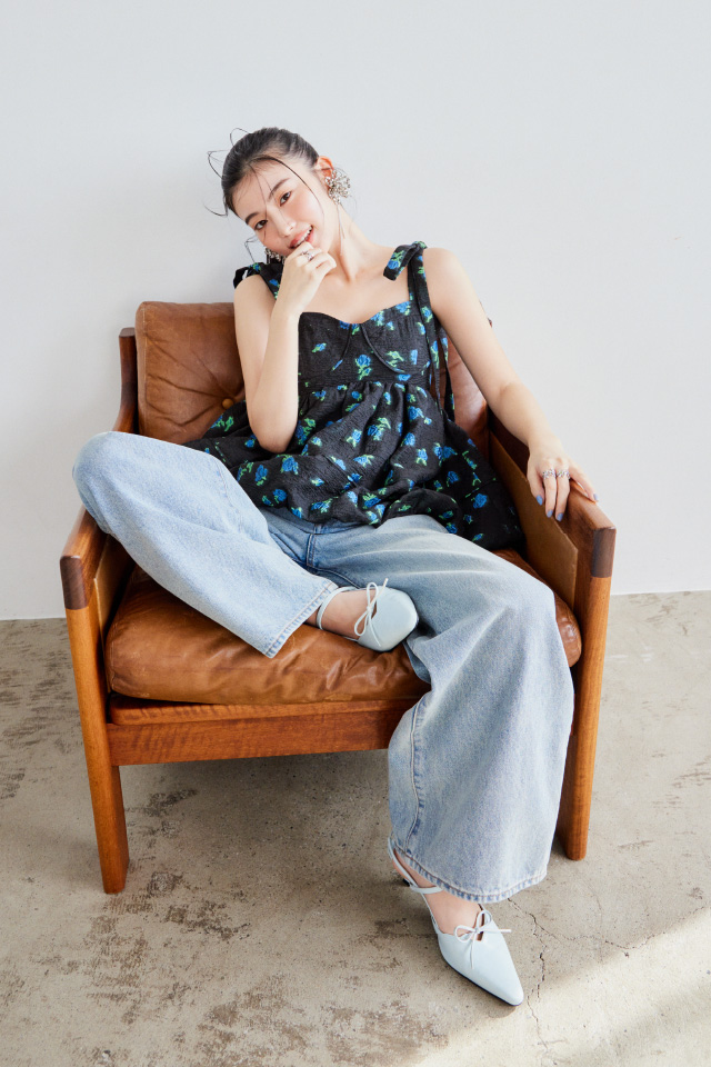 2025 SPRING COLLECTION LOOK BOOK