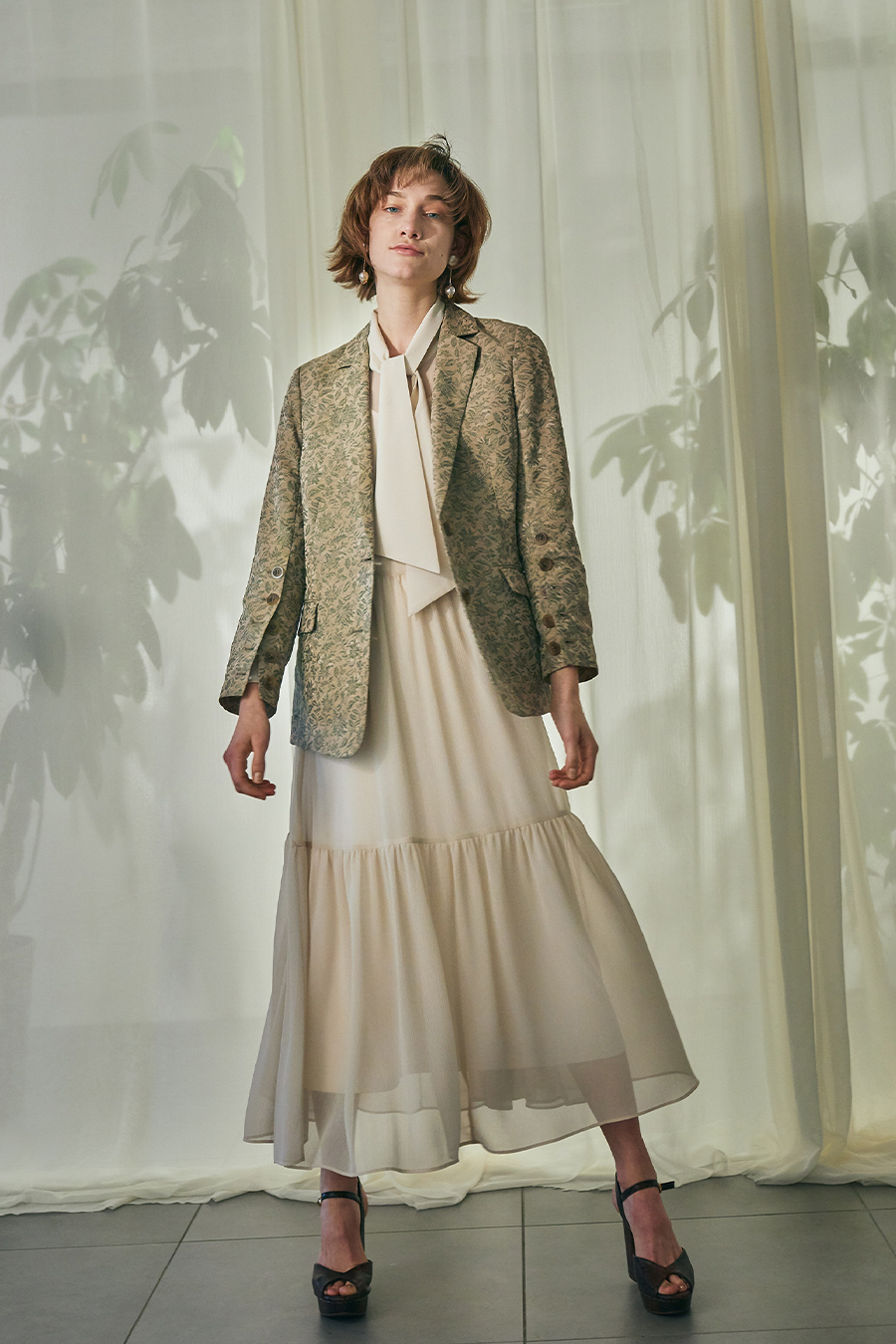 リリーブラウン LILY BROWN Lingerie】シアーフロッキートップス×バンドゥセット(T